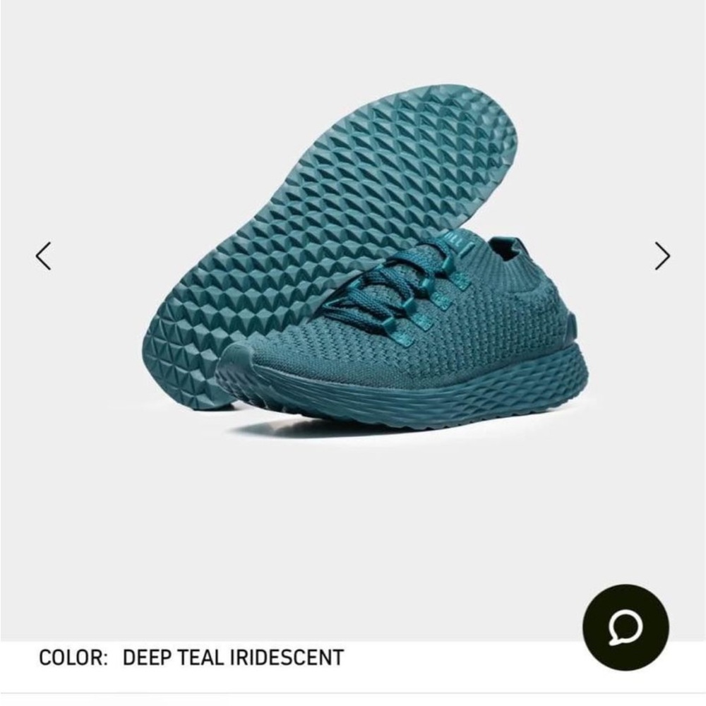 No Bull women’s iridescent aspire knit running shoes